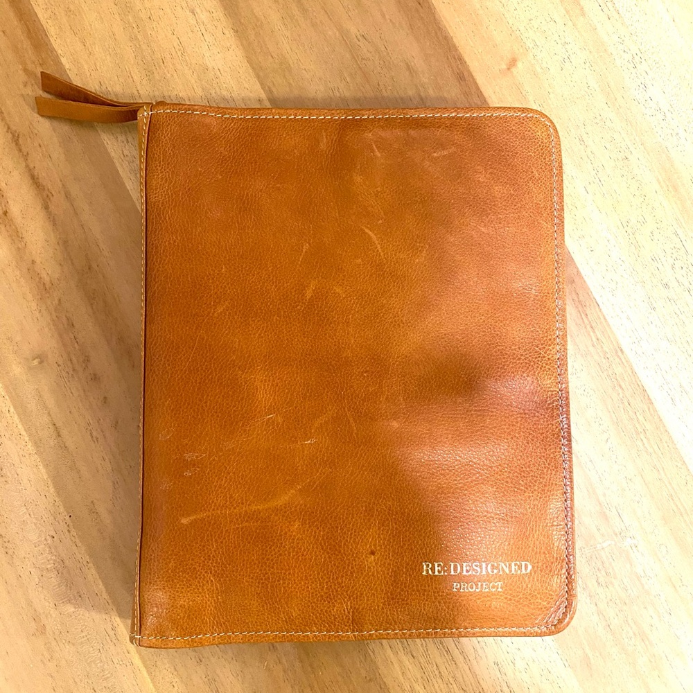 Re:Designed Project Notions Clutch Leather